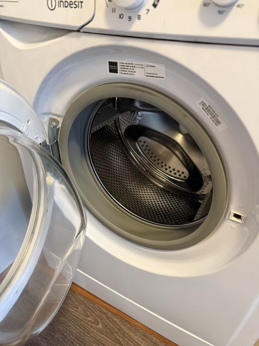 Пералня Indesit