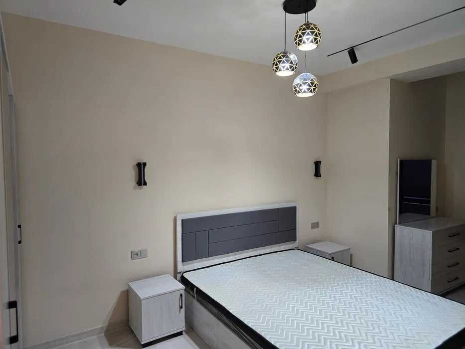 Сдается 2 ком квартира на  Шайхантахуре ОР: Себзор 043*