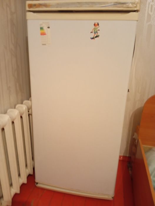 Холодильник/        бу