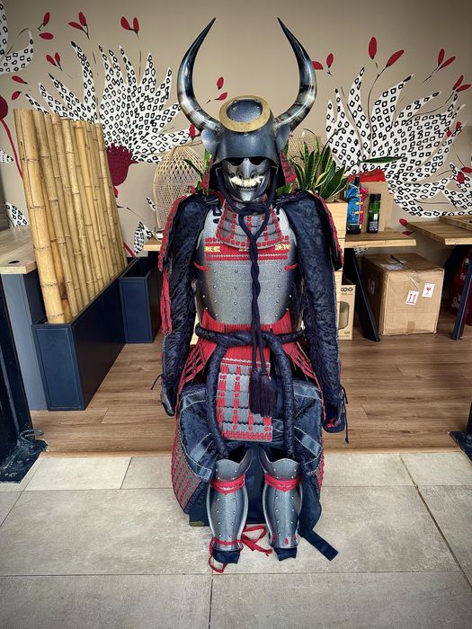 Самурайска броня – ръчно изработен, колекционерски модел от Япония