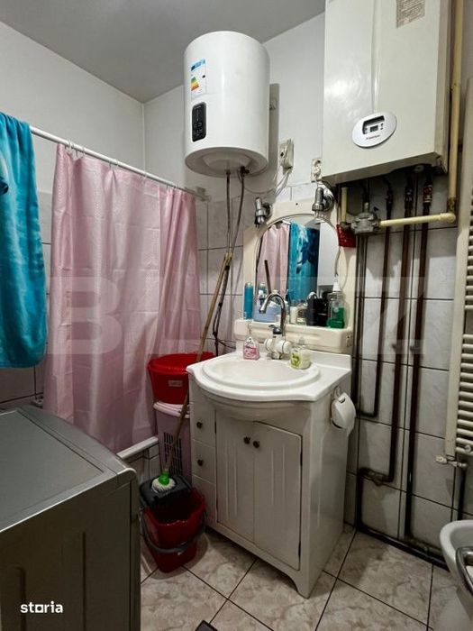 Apartament la casa,cu 5 camere, 89 mp, in zona centrala