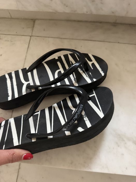 Джапанки Armani ,дабро състояние