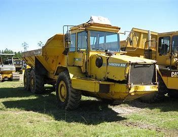 Dezmembrez autobasculantă articulată Volvo A20, A20C, A20D, A20E–piese