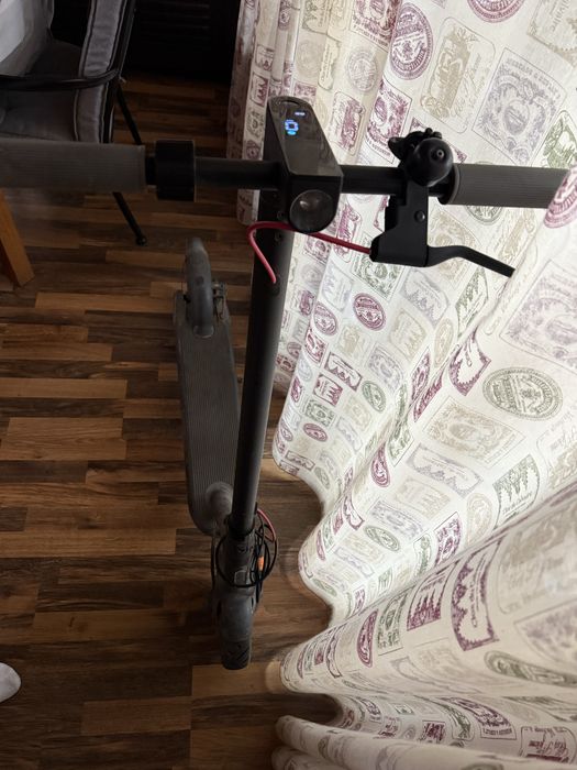 Trotinetă electrica Xiaomi Mi 4 Pro gen 1