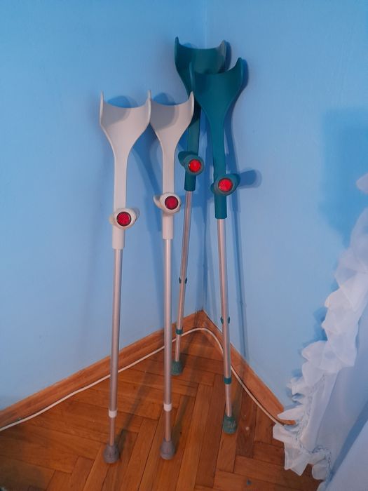 Патерици Канадки