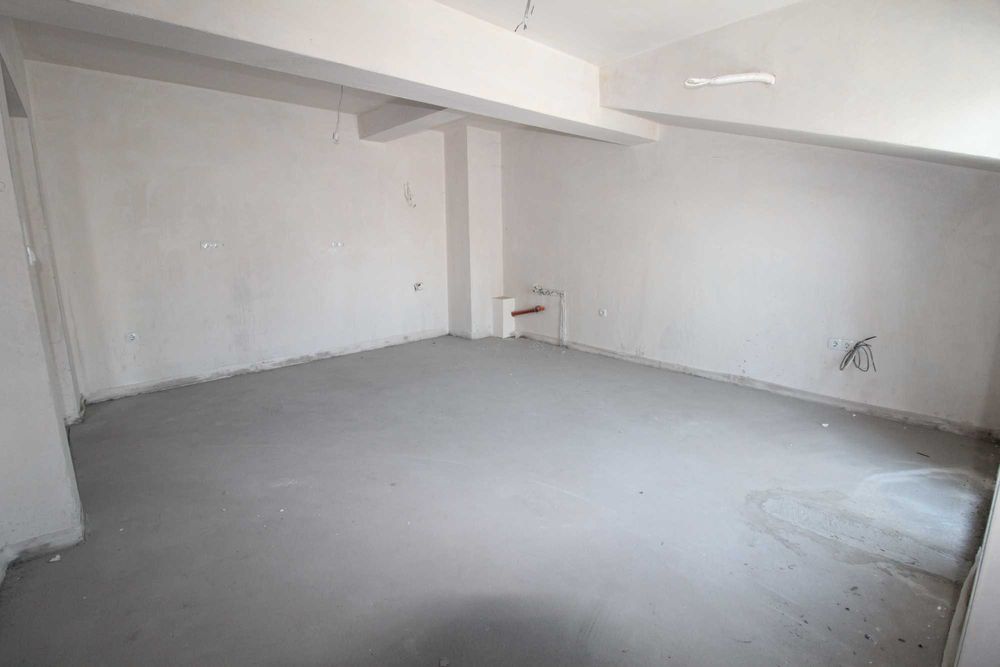 Продава се Тристаен апартамент в Пловдив, Кършияка - 99 кв.м за 1954 €/кв.м - Снимка #1