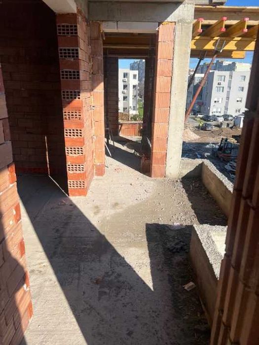 Тристаен апартамент в Остромила 105 кв.м.