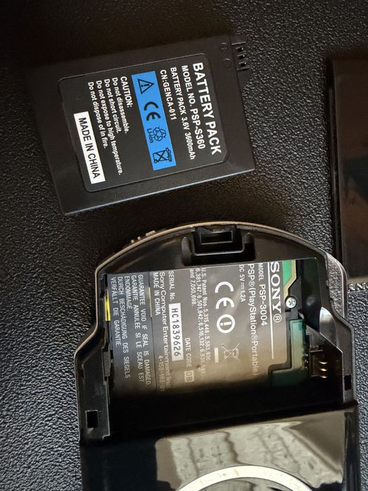 Sony PSP seria 3000 + 2 jocuri