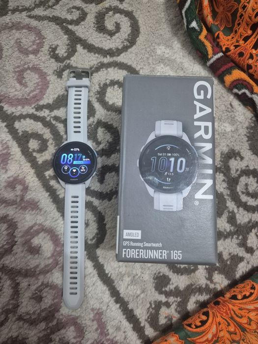Смарт часы Garmin Forerunner 165