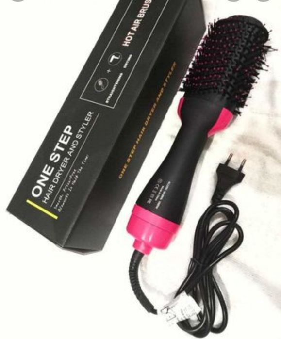 В наличии фен расческа 3в1 еффекта. (Фен, утюг, расческа)