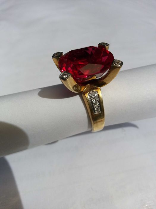 Продажа золотых серег с кольцом