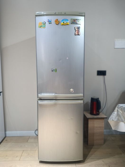 Продаем холодильник б/у