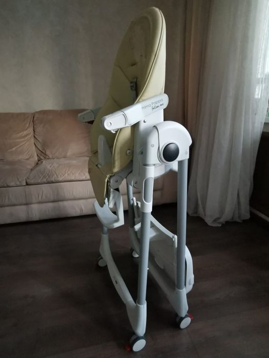 Стульчик-шезлонг для кормления