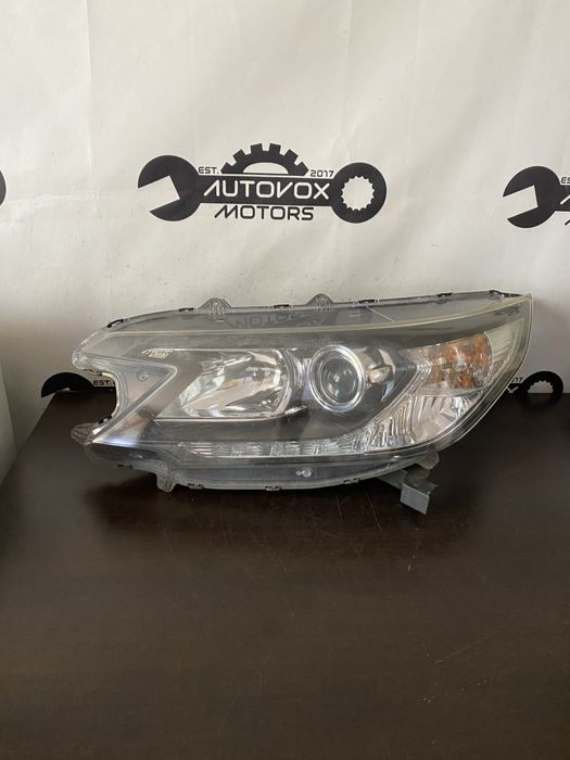 Far stanga halogen si led Honda CR-V an 2011-2015