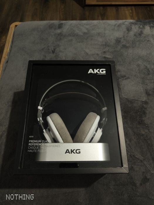 Căști audio profesionale AKG K701 folosite 2 ore.