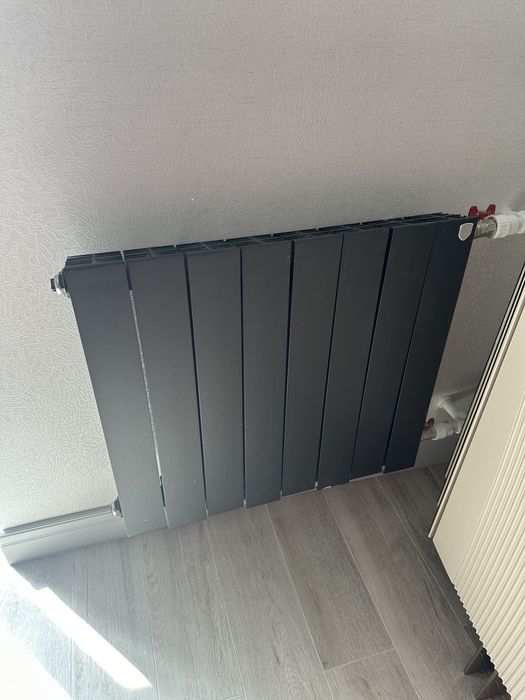 Продам радиатор новая