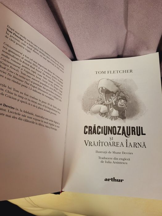 Craciunozaurul Vrajitoarea Iarna Artur