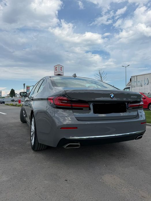Predare leasing BMW 530i Luxury Line LCI