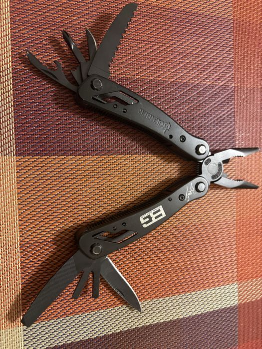 Мултитул Gerber плюс комплект битове