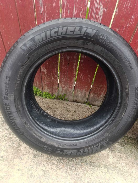 236 60 R18 Michelin