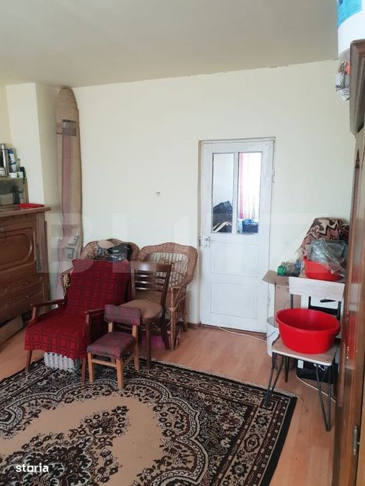 Casa cu 3 dormitoare si teren generos de 96 ari, aproape de Lacul Brat