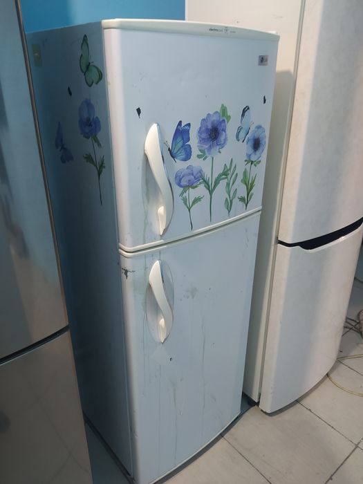 Продам холодильник