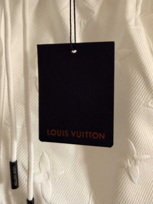 Compleu Louis Vuitton Alb, Marimea M, Nou cu Eticheta