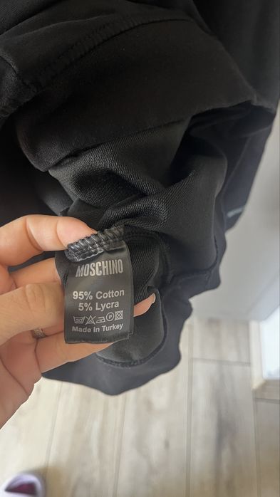 Bluză moschino marimea M