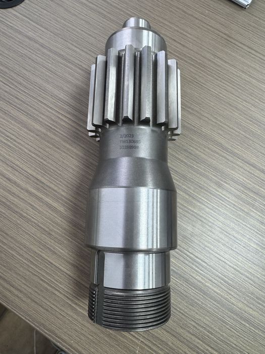 Продам Rotation shaft