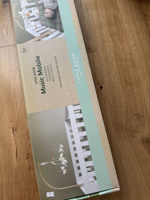 Little dutch дървена музикална въртележка за легло