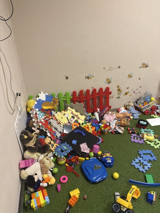 Оградка за занималня или детскикът