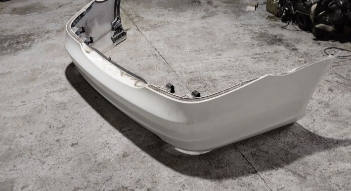 Задний бампер Mercedes benz cls w219