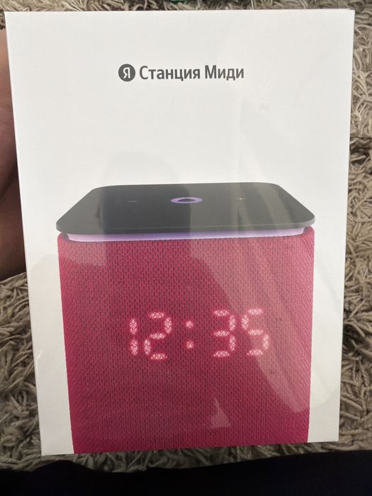 Яндекс станция Миди Алиса