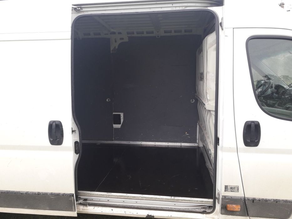 Transport ocazional de marfa