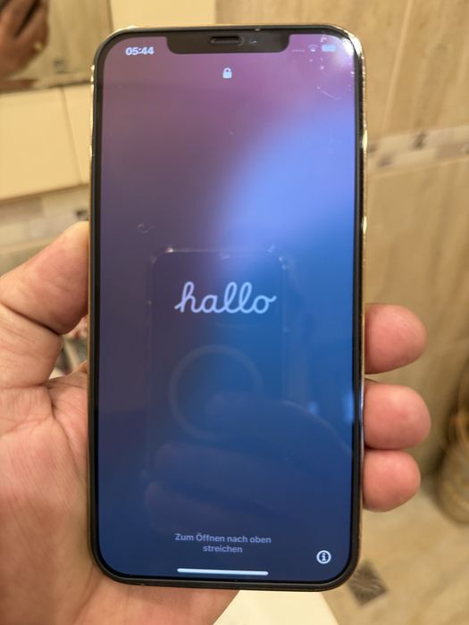 De vanzare telefon iPhone 12 pro max gold