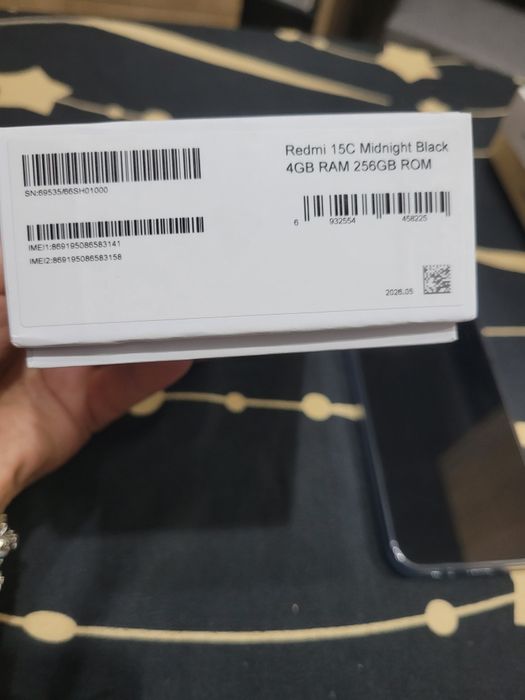Vând redmi 15 c nou