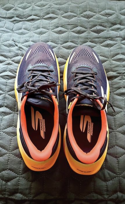 Skechers Aero Burst