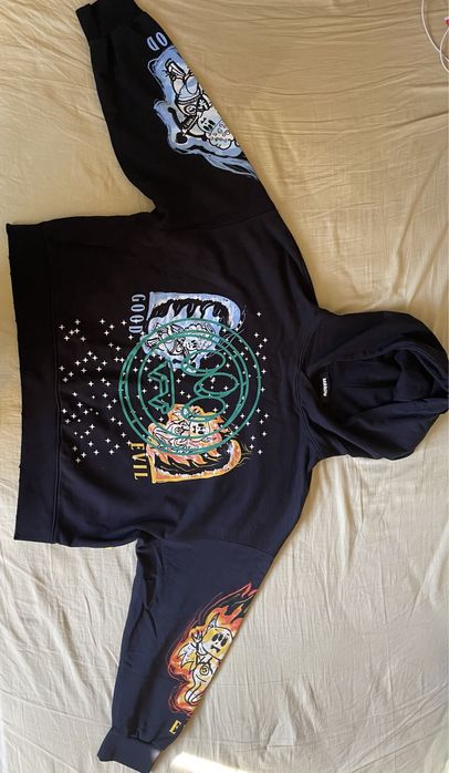 Vand 2 hanorace Barrow Good and Evil