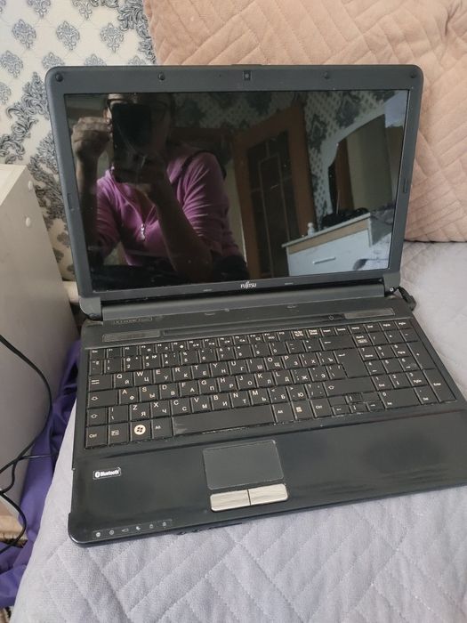 Продам ноутбук  состояние отличное