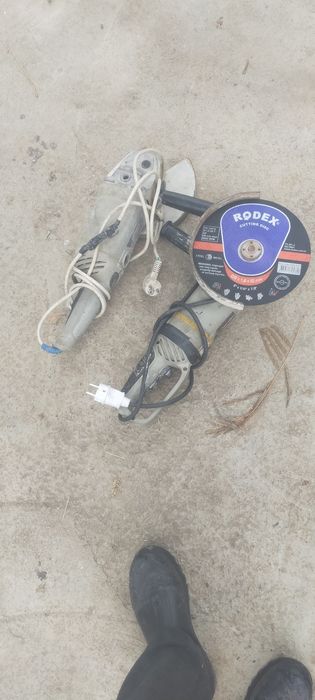 Болгарка 230. Рабочем сос.я