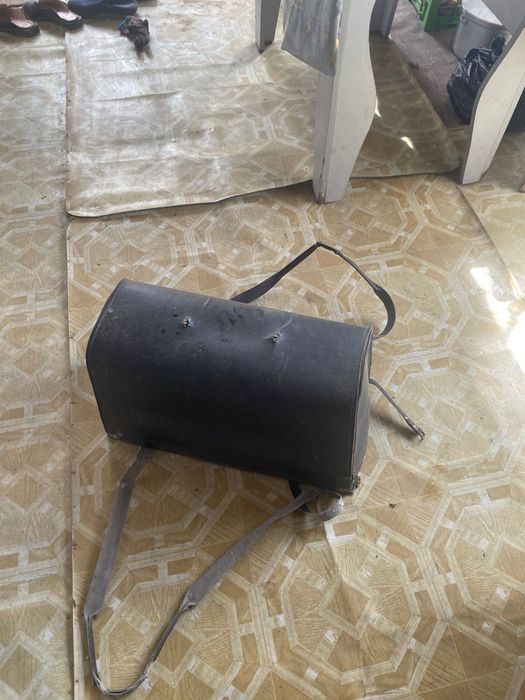 Продам швейную машинку