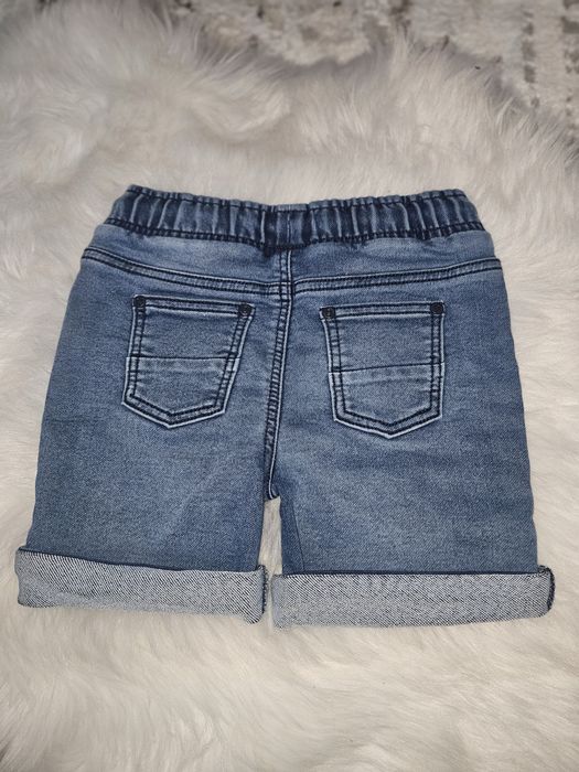 Детски къси панталонки 5-6г.