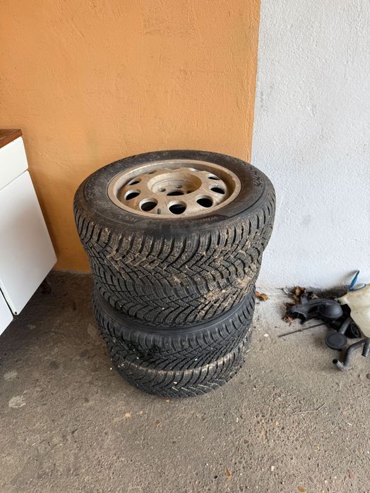 Шайби 15-ки 5х100 с чисто нови гуми