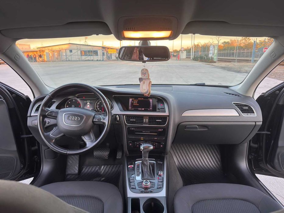AUDI A4 Avant 2012 — imagine 3