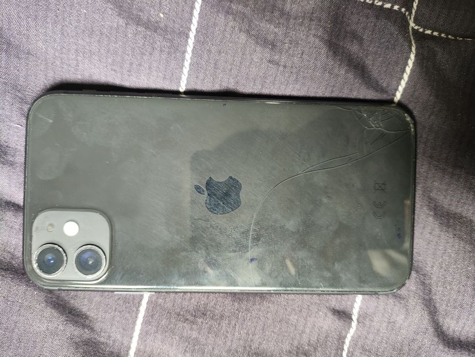 Обмен айфон 11, 128 гб на 18 ios
