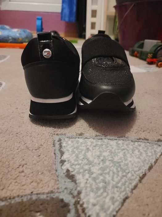 Sneakers  Tommy Hilfiger  dama