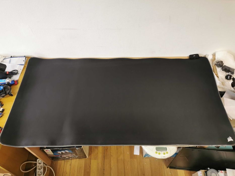 Corsair Gaming MM700 RGB Extended пад за мишка, размер 3XL- 122х61см