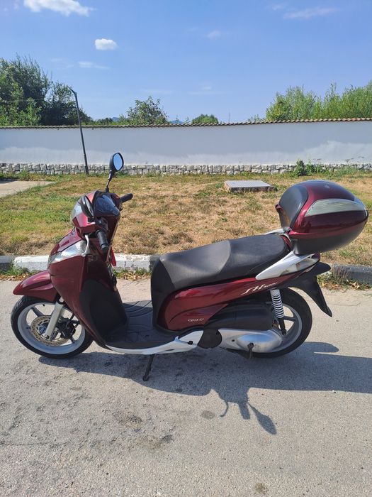 Скутер Honda sh 300