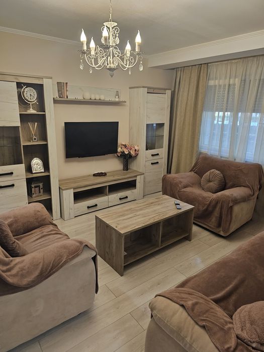Închiriez Apartament in regim hotelier