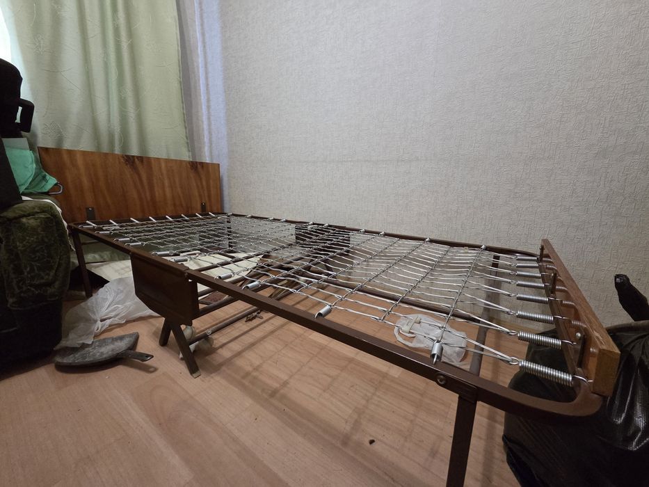 Раскладушка, раскладная кровать